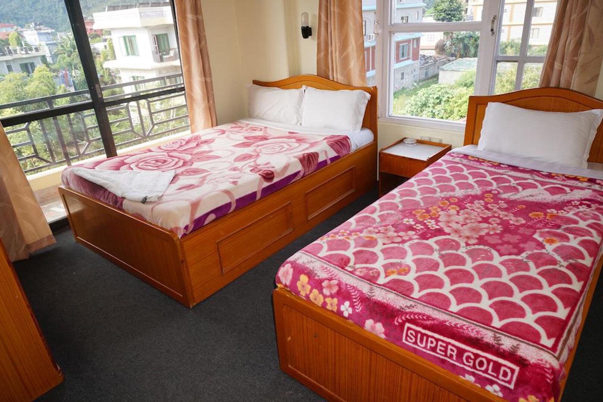 Hotel The Billabong Garden Похара Екстериор снимка