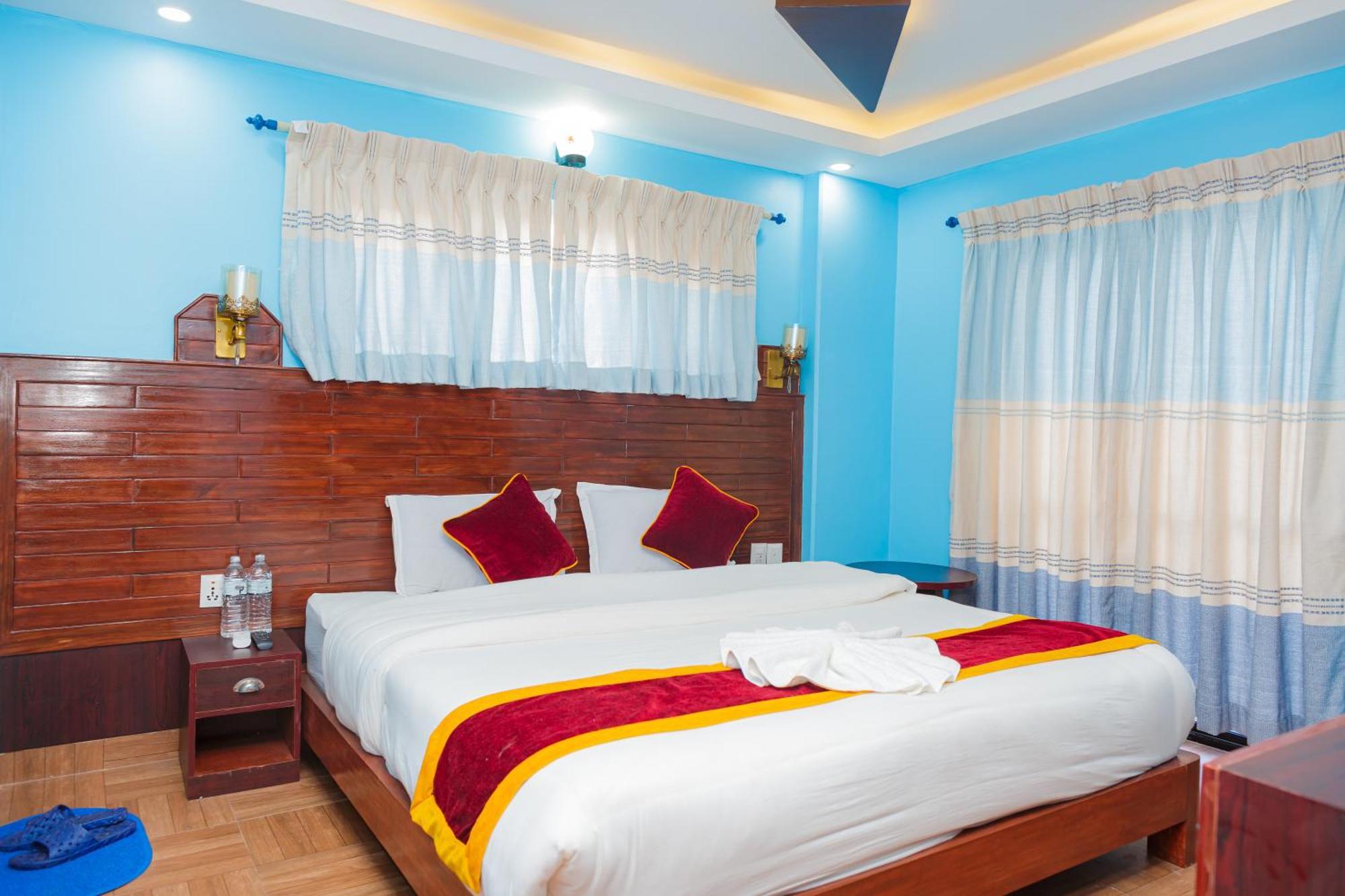Hotel The Billabong Garden Похара Екстериор снимка