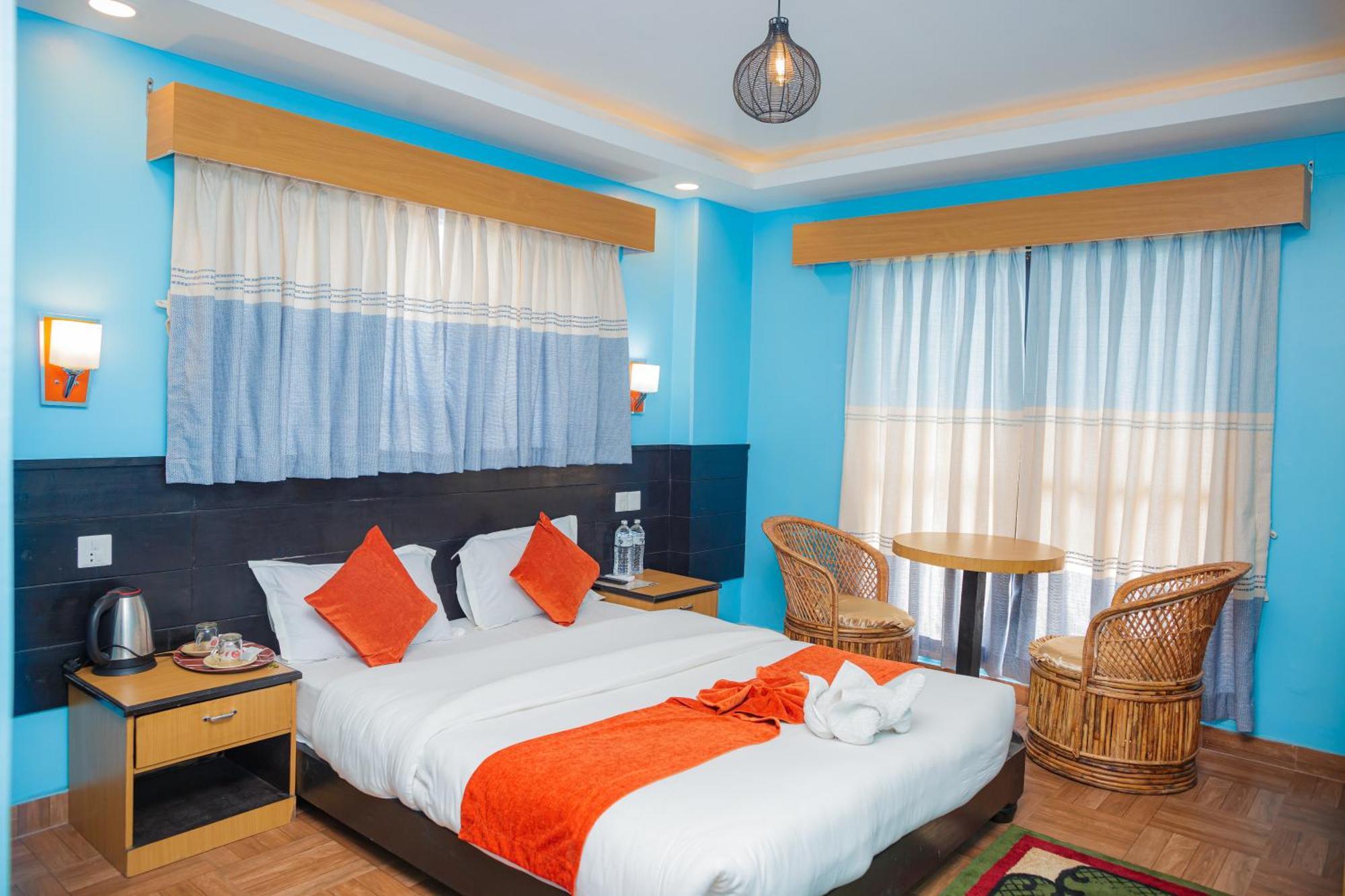 Hotel The Billabong Garden Похара Екстериор снимка